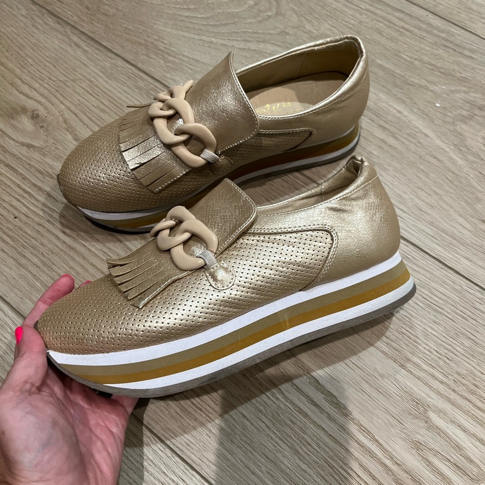 New!! Coconuts by Matisse